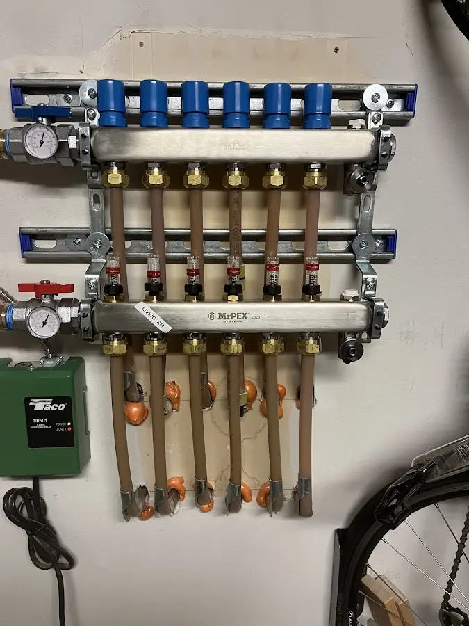 Plumber performing Gas Leak Detection at a residential property in Bulverde