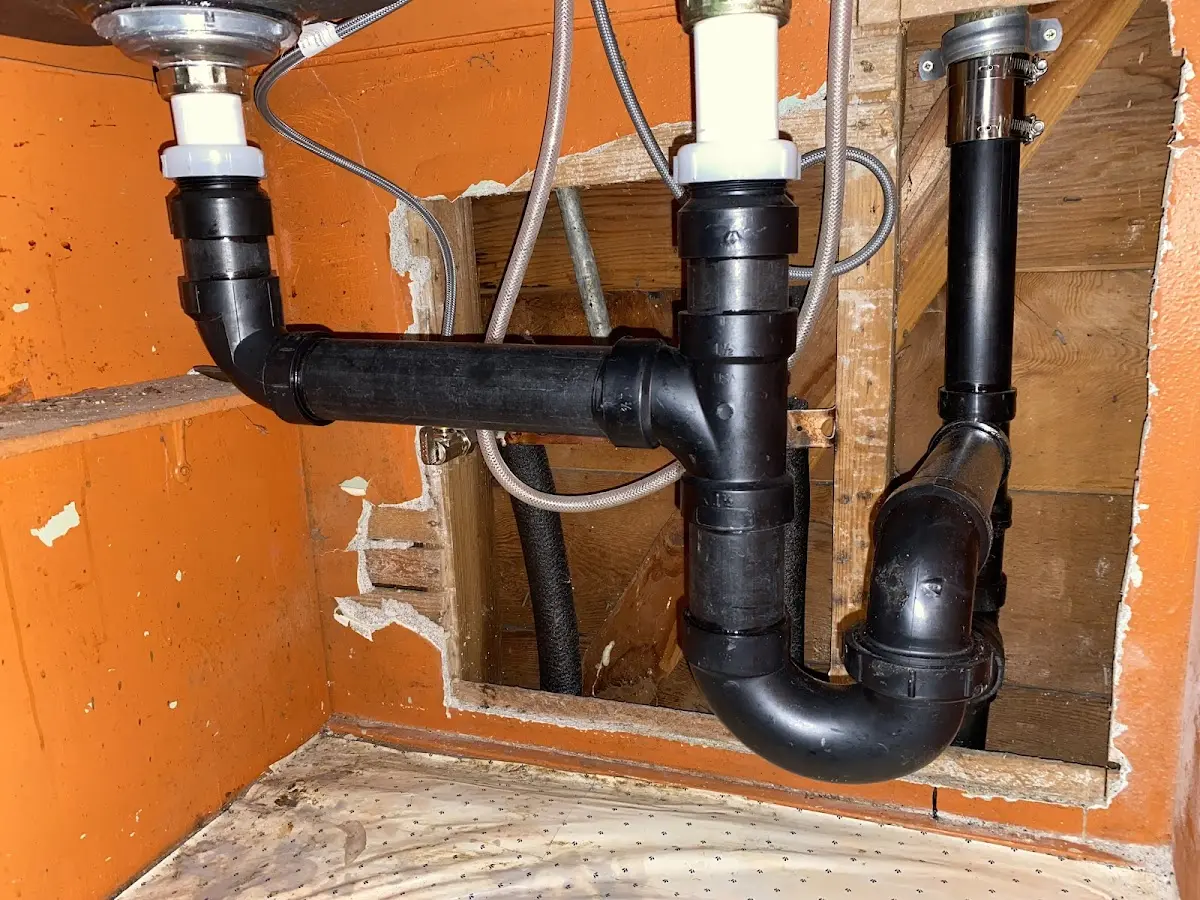 Professional Pipe Bursting equipment and tools on the job in Bulverde